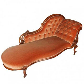 antique-furniture-5975924